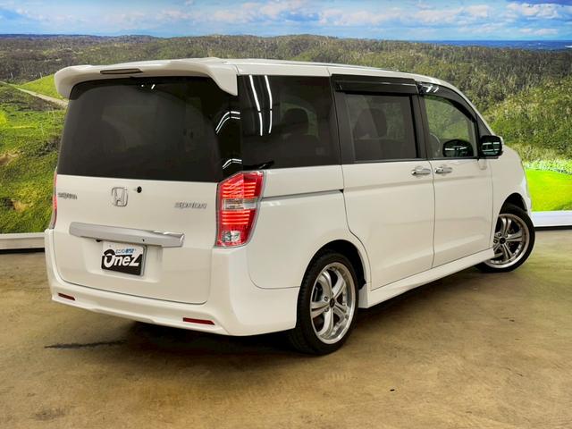 ステップワゴンスパーダ Z 純正大型ナビ・両側パワースライドドア・フリップダウンモニター・スマートキー・社外18インチアルミ・フルセグ・バックモニター・HIDヘッドライト・ETC・オートエアコン・音楽録音・アイドリングストップ(8枚目)