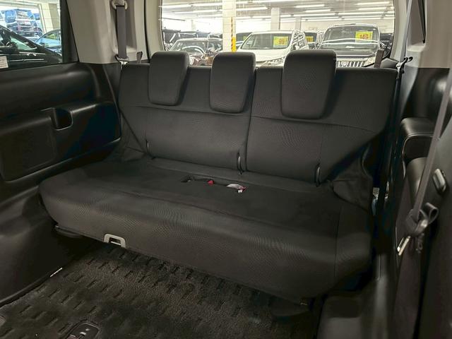 ステップワゴンスパーダ Z 純正大型ナビ・両側パワースライドドア・フリップダウンモニター・スマートキー・社外18インチアルミ・フルセグ・バックモニター・HIDヘッドライト・ETC・オートエアコン・音楽録音・アイドリングストップ(33枚目)