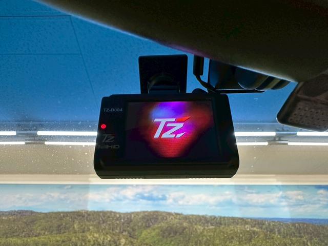 ステップワゴンスパーダ Z 純正大型ナビ・両側パワースライドドア・フリップダウンモニター・スマートキー・社外18インチアルミ・フルセグ・バックモニター・HIDヘッドライト・ETC・オートエアコン・音楽録音・アイドリングストップ(60枚目)