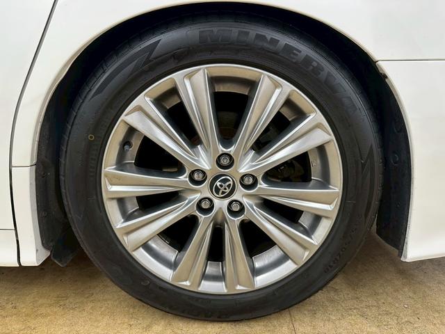 ワンゼット大久保はミニバン・コンパクトカーの専門店です！！展示台数約１５０台！