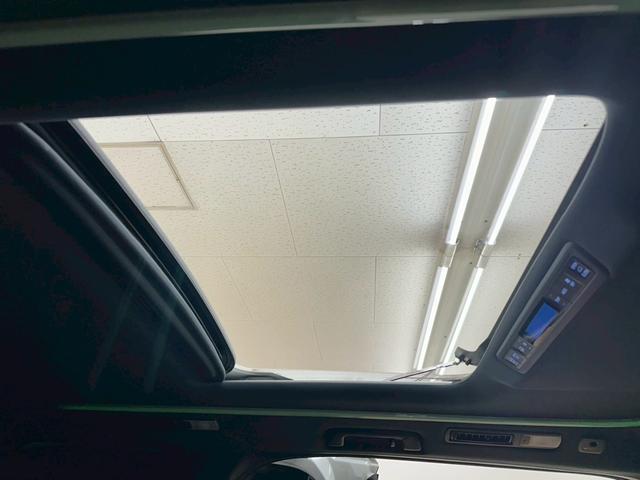 ワンゼット大久保はミニバン・コンパクトカーの専門店です！！展示台数約１５０台！