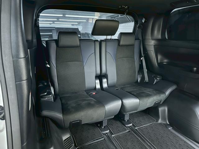 キッズスペース完備！経験豊富なスタッフが、丁寧なカウンセリングと詳細な車両情報を提供し、ご要望に合った最適な選択をお手伝いします。