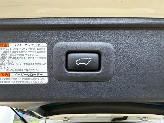 ご納車前には自社認証工場にてしっかり法定点検を行います！エンジンオイル・オイルエレメント・ワイパーゴム等の標準交換部品以外にも点検後交換が必要な消耗部品等も交換・整備致します。