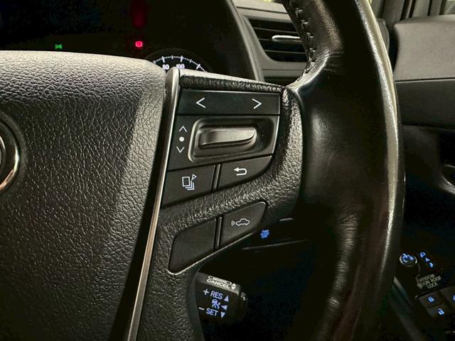 ワンゼット大久保はミニバン・コンパクトカーの専門店です！！展示台数約１５０台！