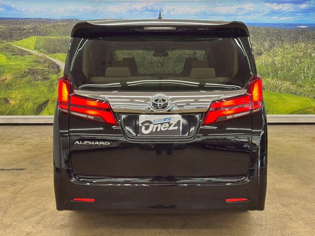アルファード ２．５Ｘ　純正ディスプレイオーディオ・両側パワースライドドア・ビルトインＥＴＣ・フルセグ対応・ＴＶキャンセラー・バックモニター・ＬＥＤヘッドライト・トヨタセーフティセンス・プッシュスタート・ワンオーナー（10枚目）