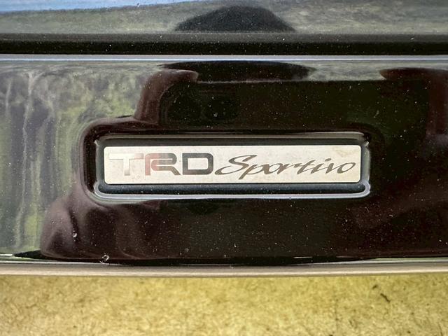 エスティマ アエラス　プレミアム　ＴＲＤエアロ・純正１０インチナビ・サンルーフ・フリップダウンモニター・フルセグ対応・バックモニター・トヨタセーフティセンス・両側パワースライドドア・ハーフレザーシート・クルーズコントロール・ＥＴＣ（8枚目）