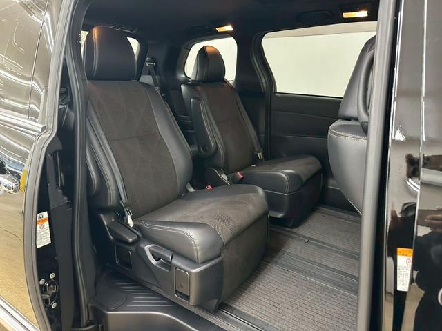 エスティマ アエラス　プレミアム　ＴＲＤエアロ・純正１０インチナビ・サンルーフ・フリップダウンモニター・フルセグ対応・バックモニター・トヨタセーフティセンス・両側パワースライドドア・ハーフレザーシート・クルーズコントロール・ＥＴＣ（32枚目）