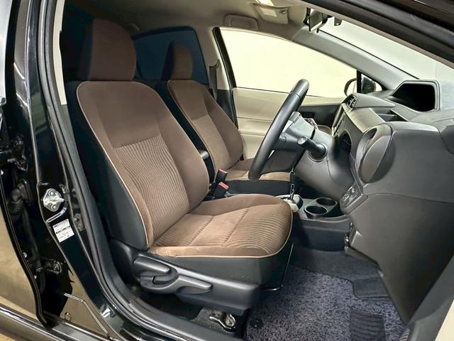 アクア Ｇ　純正ナビ・バックモニター・ワンセグ・社外エアロ・プッシュスタート・スマートキー・ドライブレコーダー・オートエアコン・ＨＩＤヘッドライト・ＢＴ対応・ＥＴＣ・ウインカーミラー・ステアリングスイッチ（26枚目）