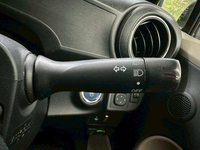 アクア Ｇ　純正ナビ・バックモニター・ワンセグ・社外エアロ・プッシュスタート・スマートキー・ドライブレコーダー・オートエアコン・ＨＩＤヘッドライト・ＢＴ対応・ＥＴＣ・ウインカーミラー・ステアリングスイッチ（42枚目）