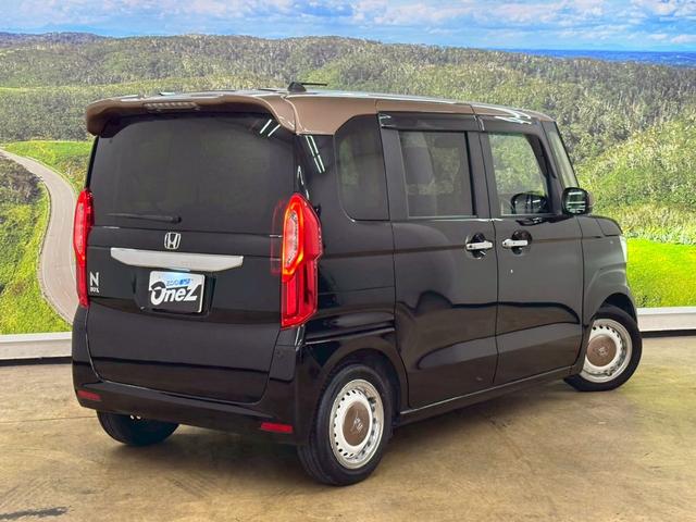 N-BOX G・Lターボホンダセンシングカッパーブラウンスタイル 純正ナビ・両側パワースライドドア・ワンセグ・LEDヘッドライト・ETC・オートエアコン・バックモニター・スマートキー・プッシュスタート・ホンダセンシング・横滑り防止機能・パドルシフト(8枚目)