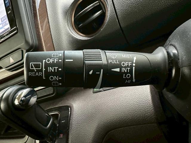 N-BOX G・Lターボホンダセンシングカッパーブラウンスタイル 純正ナビ・両側パワースライドドア・ワンセグ・LEDヘッドライト・ETC・オートエアコン・バックモニター・スマートキー・プッシュスタート・ホンダセンシング・横滑り防止機能・パドルシフト(48枚目)