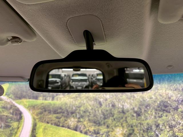 N-BOX G・Lターボホンダセンシングカッパーブラウンスタイル 純正ナビ・両側パワースライドドア・ワンセグ・LEDヘッドライト・ETC・オートエアコン・バックモニター・スマートキー・プッシュスタート・ホンダセンシング・横滑り防止機能・パドルシフト(56枚目)