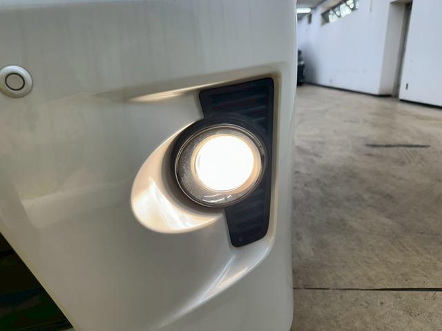 ヴェルファイア ２．４Ｚ　ゴールデンアイズ　アルパイン９インチナビ・アルパインフリップダウンモニター・両側パワースライドドア・バックモニター・コーナーセンサー・パワーバックゲート・クルーズコントロール・ＨＩＤヘッドライト・ＥＴＣ・純正１８インチ（14枚目）