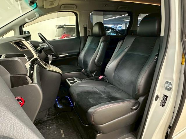 ヴェルファイア ２．４Ｚ　ゴールデンアイズ　アルパイン９インチナビ・アルパインフリップダウンモニター・両側パワースライドドア・バックモニター・コーナーセンサー・パワーバックゲート・クルーズコントロール・ＨＩＤヘッドライト・ＥＴＣ・純正１８インチ（29枚目）