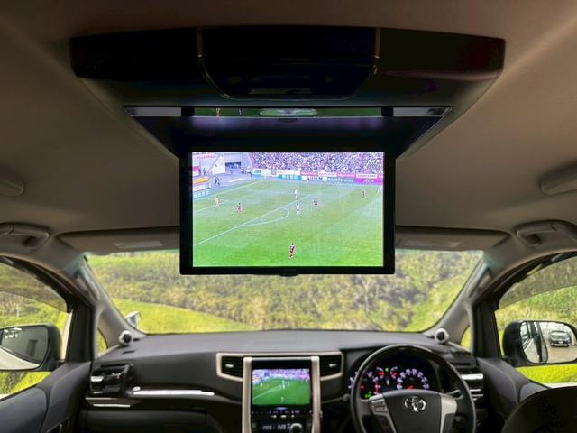 ヴェルファイア ２．４Ｚ　ゴールデンアイズ　アルパイン９インチナビ・アルパインフリップダウンモニター・両側パワースライドドア・バックモニター・コーナーセンサー・パワーバックゲート・クルーズコントロール・ＨＩＤヘッドライト・ＥＴＣ・純正１８インチ（46枚目）