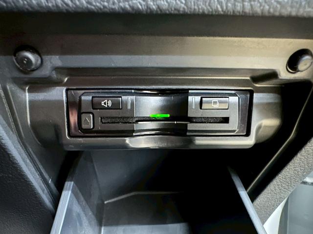 ヴェルファイア ２．４Ｚ　ゴールデンアイズ　アルパイン９インチナビ・アルパインフリップダウンモニター・両側パワースライドドア・バックモニター・コーナーセンサー・パワーバックゲート・クルーズコントロール・ＨＩＤヘッドライト・ＥＴＣ・純正１８インチ（52枚目）