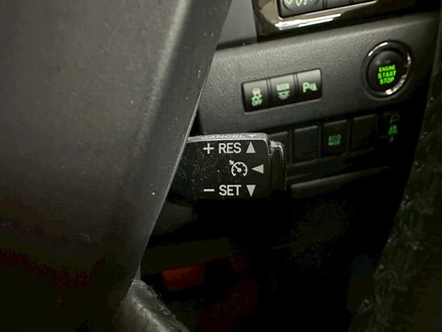 ヴェルファイア ２．４Ｚ　ゴールデンアイズ　アルパイン９インチナビ・アルパインフリップダウンモニター・両側パワースライドドア・バックモニター・コーナーセンサー・パワーバックゲート・クルーズコントロール・ＨＩＤヘッドライト・ＥＴＣ・純正１８インチ（62枚目）