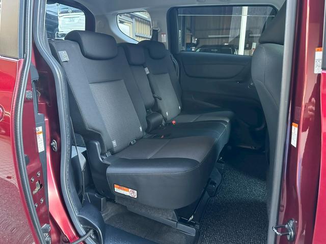 TOYOTA SIENTA HYBRID FUNBASE G