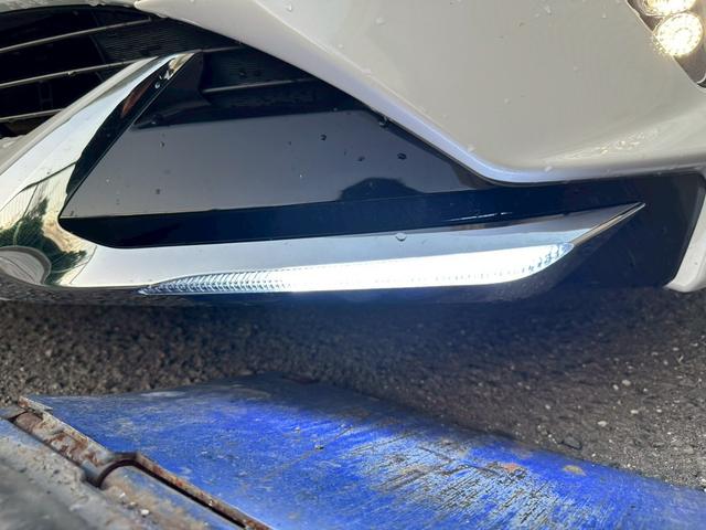 プリウス A モデリスタフルエアロ・純正ナビ・フルセグ対応・ビルトインETC・バックモニター・ドライブレコーダー前後・社外アルミ・デジタルインナーミラー・トヨタセーフティセンス・ステアリングスイッチ・LEDヘッド(15枚目)