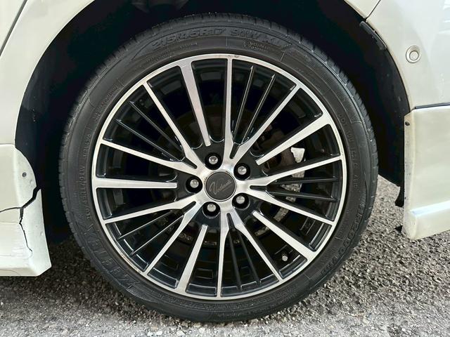 プリウス A モデリスタフルエアロ・純正ナビ・フルセグ対応・ビルトインETC・バックモニター・ドライブレコーダー前後・社外アルミ・デジタルインナーミラー・トヨタセーフティセンス・ステアリングスイッチ・LEDヘッド(24枚目)