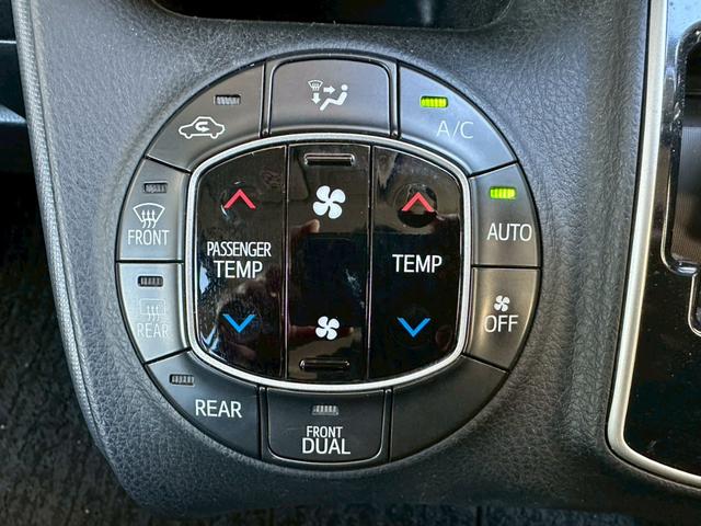 ヴォクシー Ｖ　社外ナビ・フルセグ・バックモニター・両側パワースライドドア・ＬＥＤヘッドライト・オートマチックハイビームアシスト・クルーズコントロール・ＥＴＣ・プッシュスタート・スマートキー・フォグ・純正アルミ（46枚目）