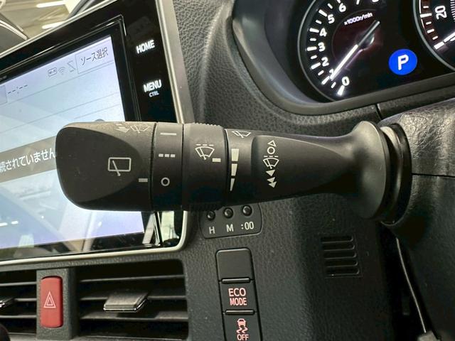 エスクァイア Ｇｉ　プレミアムパッケージ　ブラックテーラード　モデリスタフルエアロ・トヨタセーフティセンス・純正１０インチナビ・フルセグ・バックモニター・ＢＴ対応・両側パワースライドドア・前席シートヒーター・ウッドコンビステアリング・ビルトインＥＴＣ・ステリモ（58枚目）