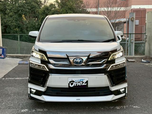 ヴェルファイアハイブリッド Ｚ　ゴールデンアイズ　モデリスタエアロ・純正ナビ・フルセグ・バックモニター・純正フリップダウンモニター・両側パワースライドドア・ハーフレザーシート・トヨタセーフティセンス・レーダークルーズコントロール・ＥＴＣ・純正アルミ（3枚目）