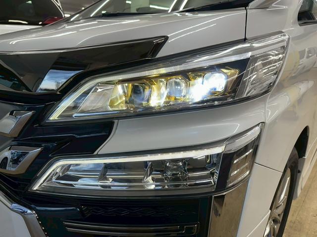 ヴェルファイアハイブリッド Ｚ　ゴールデンアイズ　モデリスタエアロ・純正ナビ・フルセグ・バックモニター・純正フリップダウンモニター・両側パワースライドドア・ハーフレザーシート・トヨタセーフティセンス・レーダークルーズコントロール・ＥＴＣ・純正アルミ（13枚目）