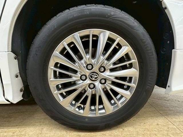 ヴェルファイアハイブリッド Ｚ　ゴールデンアイズ　モデリスタエアロ・純正ナビ・フルセグ・バックモニター・純正フリップダウンモニター・両側パワースライドドア・ハーフレザーシート・トヨタセーフティセンス・レーダークルーズコントロール・ＥＴＣ・純正アルミ（22枚目）