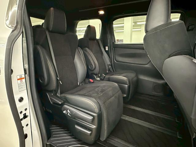 ヴェルファイアハイブリッド Ｚ　ゴールデンアイズ　モデリスタエアロ・純正ナビ・フルセグ・バックモニター・純正フリップダウンモニター・両側パワースライドドア・ハーフレザーシート・トヨタセーフティセンス・レーダークルーズコントロール・ＥＴＣ・純正アルミ（29枚目）