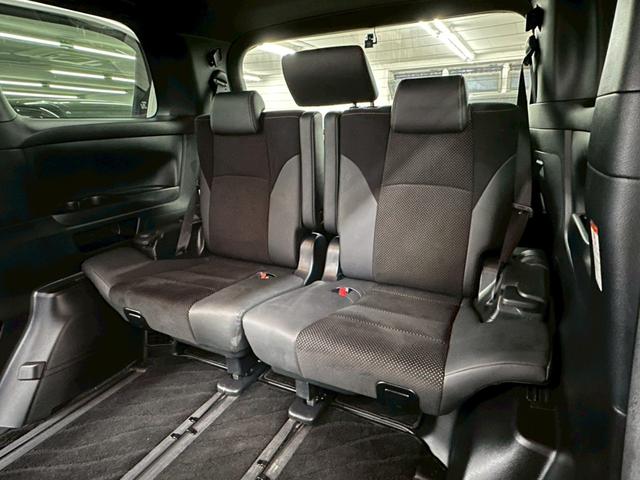 ヴェルファイアハイブリッド Ｚ　ゴールデンアイズ　モデリスタエアロ・純正ナビ・フルセグ・バックモニター・純正フリップダウンモニター・両側パワースライドドア・ハーフレザーシート・トヨタセーフティセンス・レーダークルーズコントロール・ＥＴＣ・純正アルミ（32枚目）