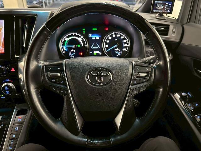 ヴェルファイアハイブリッド Ｚ　ゴールデンアイズ　モデリスタエアロ・純正ナビ・フルセグ・バックモニター・純正フリップダウンモニター・両側パワースライドドア・ハーフレザーシート・トヨタセーフティセンス・レーダークルーズコントロール・ＥＴＣ・純正アルミ（61枚目）