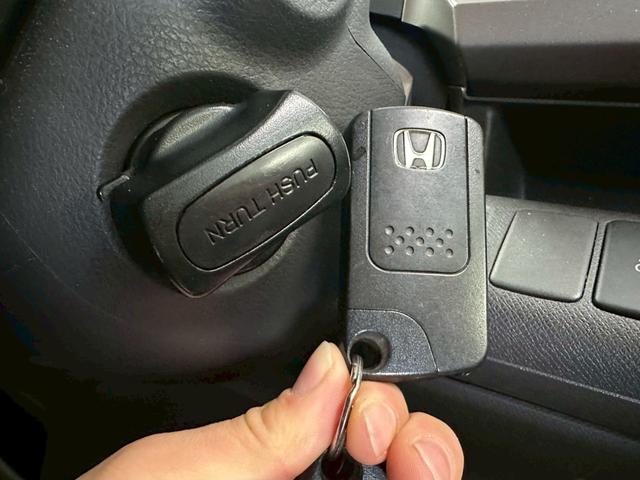 �����[�b�g��v�ۂł͒S���ȊO�̃X�^�b�t�����q�l���t���T�|�[�g���܂��B���q�l�̂���]�▲�����������X�^�b�t�΂���ł��B�K���Ō�܂ł�萋���܂��̂ŁA���S���Ă����k���������I�I