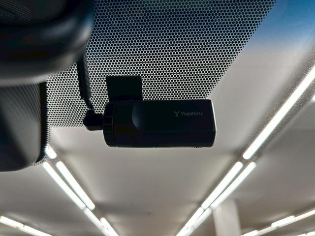 ヴェルファイア ２．５Ｚ　Ｇエディション　アルパインＢＩＧＸナビ・アルパインフリップダウンモニター・フルセグ・バックモニター・両側パワースライドドア・パワーバックドア・シートヒーター・ステアリングヒーター・ビルトインＥＴＣ・純正アルミ（68枚目）