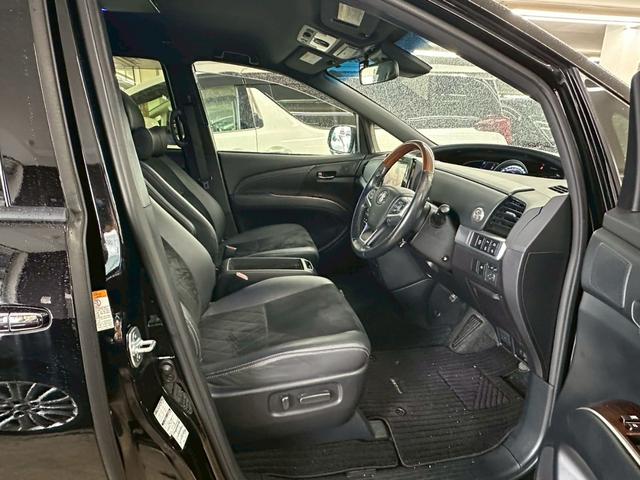 エスティマ アエラス　プレミアム－Ｇ　モデリスタエアロ・純正９インチナビ・フルセグ・フリップダウンモニター・バックモニター・ＢＴ対応・両側パワースライドドア・クルーズコントロール・ドライブレコーダー・車線逸脱警報・ウッドコンビハ・ＥＴＣ（30枚目）