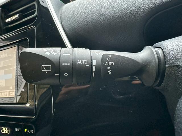 プリウス Ａツーリングセレクション　モデリスタフルエアロ・純正ナビ・ドライブレコーダー・フルセグ・バックモニター・シートヒーター・ＥＴＣ・純正アルミ・クルーズコントロール・ＢＳＭ・クリアランスソナー・ＬＥＤヘッドライト・トヨタセーフティ（56枚目）