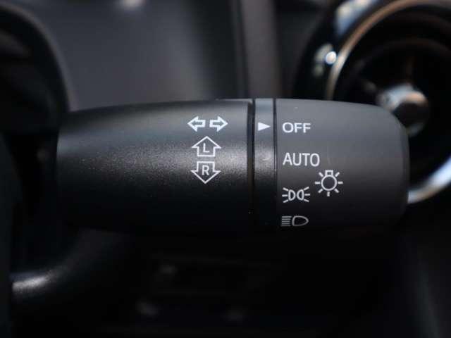 デミオ 1.3 13S ツーリング 衝突被害軽減ブレーキ バックカメラ 運転席(11枚目)