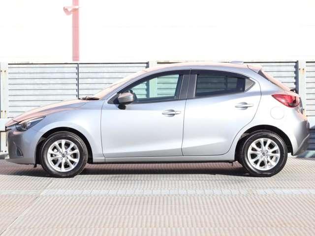 デミオ 1.3 13S ツーリング 衝突被害軽減ブレーキ バックカメラ 運転席(18枚目)