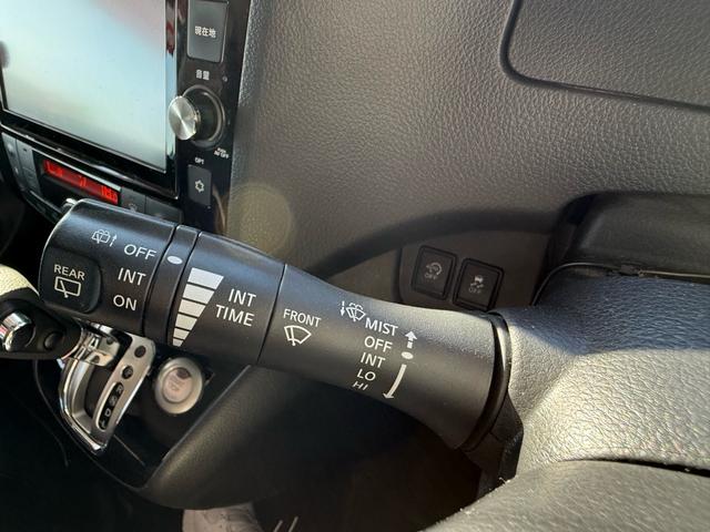 セレナ ハイウェイスター　Ｖセレクション＋セーフティ　ＳＨＶ　３６０度全角カメラ　前後パーキングセンサー　アルミホイール（27枚目）