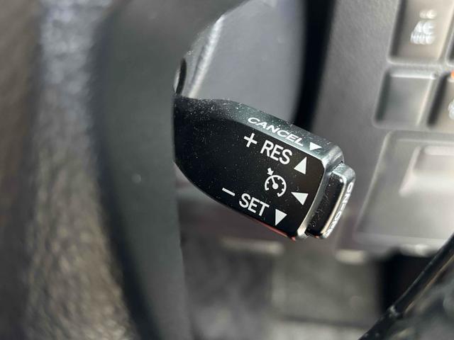 ヴェルファイアハイブリッド ＺＲ　４ＷＤ　ハイブリッド　ドライブレコーダー　ＥＴＣ　バックカメラ　ナビ　ＴＶ　両側スライドドア　クリアランスソナー　オートクルーズコントロール　ＬＥＤヘッドランプ　パワーシート　スマートキー（10枚目）