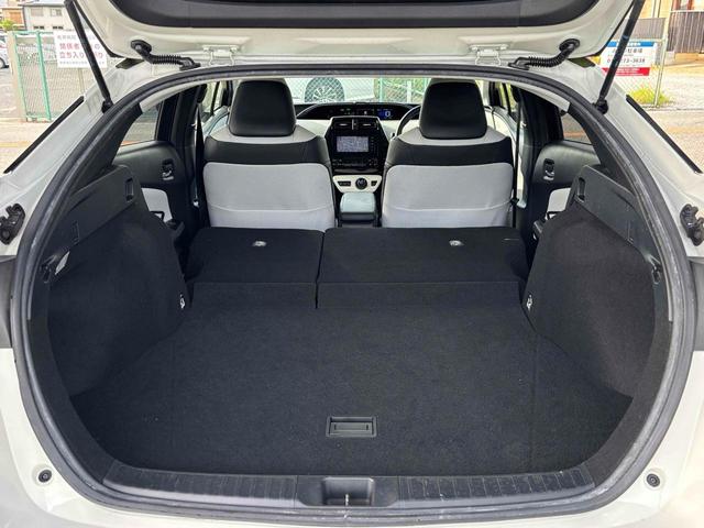 プリウス Sツーリングセレクション レーンアシスト オートクルーズコントロール バックカメラ ナビ TV アルミホイール オートマチックハイビーム オートライト LEDヘッドランプ CVT シートヒーター スマートキー(41枚目)