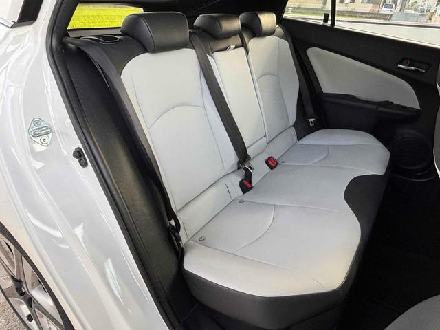 プリウス Sツーリングセレクション レーンアシスト オートクルーズコントロール バックカメラ ナビ TV アルミホイール オートマチックハイビーム オートライト LEDヘッドランプ CVT シートヒーター スマートキー(47枚目)