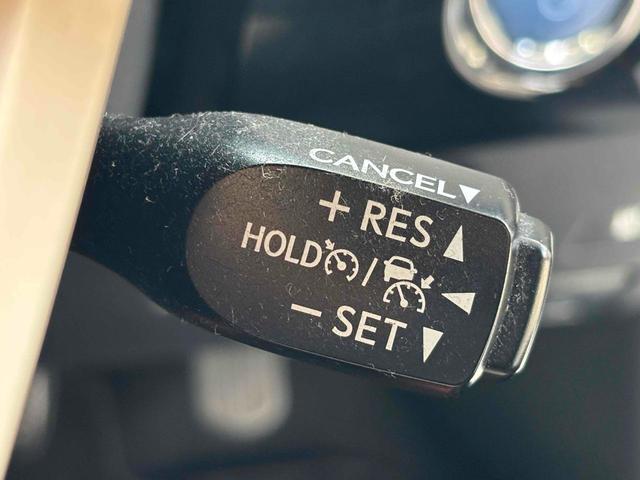 プリウス Sツーリングセレクション レーンアシスト オートクルーズコントロール バックカメラ ナビ TV アルミホイール オートマチックハイビーム オートライト LEDヘッドランプ CVT シートヒーター スマートキー(65枚目)