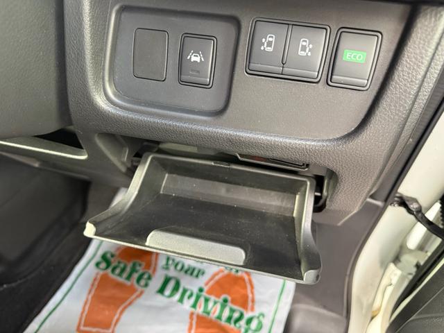 セレナ ハイウェイスター S-ハイブリッド バックカメラ 安心パッケージ ナビ etc(29枚目)