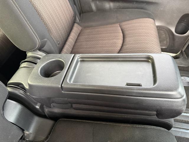 セレナ ハイウェイスター　Ｓ－ハイブリッド　ＥＴＣ　バックモニター　ＴＶワンセグ　キーレス　フルフラット（13枚目）