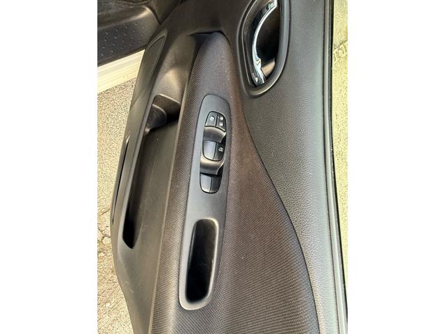 セレナ ハイウェイスター　Ｓ－ハイブリッド　ＥＴＣ　バックモニター　ＴＶワンセグ　キーレス　フルフラット（21枚目）