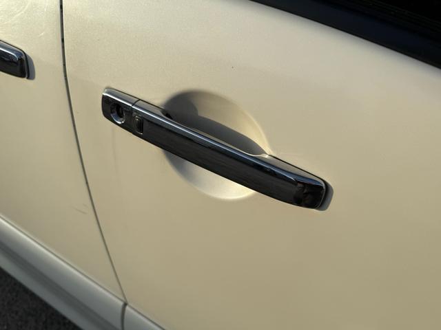 セレナ ハイウェイスター　Ｓ－ハイブリッド　ＥＴＣ　バックモニター　ＴＶワンセグ　キーレス　フルフラット（39枚目）