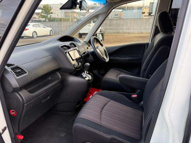 セレナ ハイウェイスター　Ｓ－ハイブリッド　ＥＴＣ　バックモニター　ＴＶワンセグ　キーレス　フルフラット（59枚目）