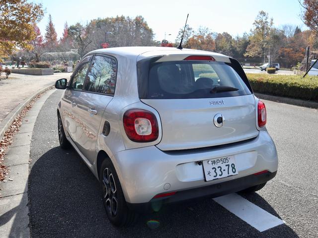 スマートフォーフォー パッション　パナソニック９インチナビ・バックカメラ・ＥＴＣ・前席シートヒーター装備・地デジテレビ・スペアキーあり・タイヤ四輪新品交換済・ＬＥＤポジションライト・オートライト・純正アルミホイール・点検整備済（6枚目）