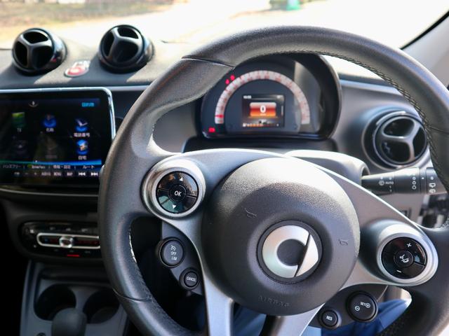 スマートフォーフォー パッション　パナソニック９インチナビ・バックカメラ・ＥＴＣ・前席シートヒーター装備・地デジテレビ・スペアキーあり・タイヤ四輪新品交換済・ＬＥＤポジションライト・オートライト・純正アルミホイール・点検整備済（32枚目）